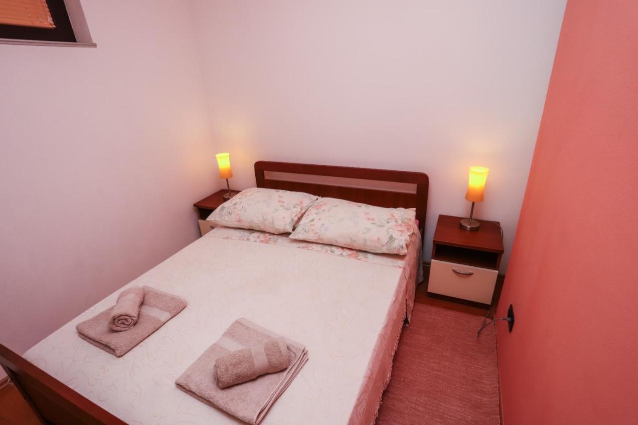 Apartment Nina With Private Pool Nova Vas  Exterior photo